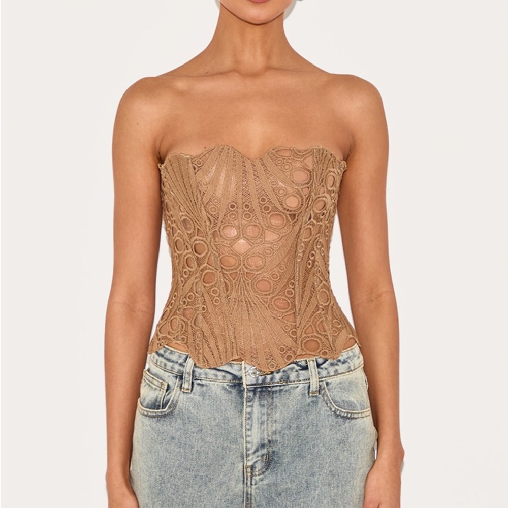 Lace Strapless Floral Corset Top